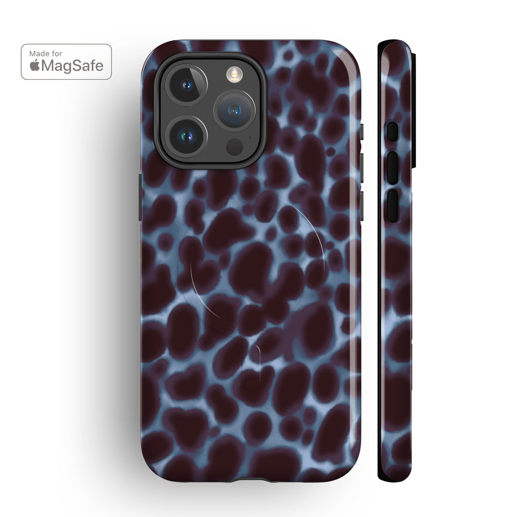 Blue Tortoise Spots MagSafe iPhone Case